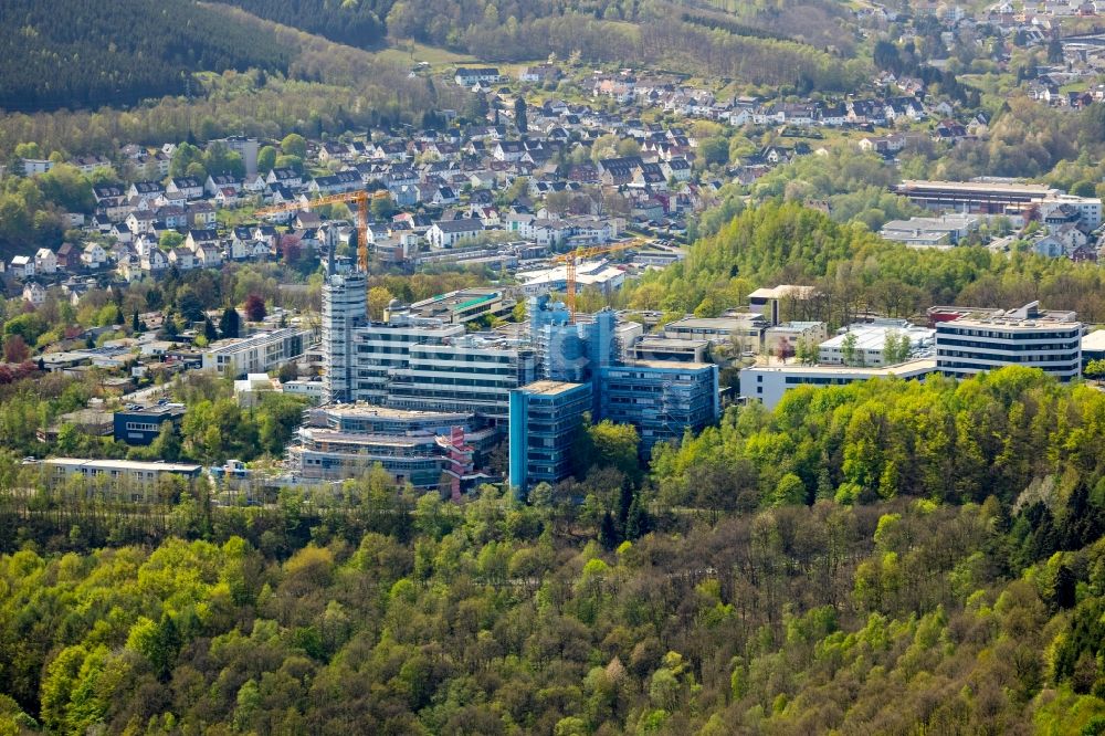 Siegen von oben - Baustelle zum Umbau mit Sanierungsarbeiten an der Universität Siegen in Siegen im Bundesland Nordrhein-Westfalen, Deutschland