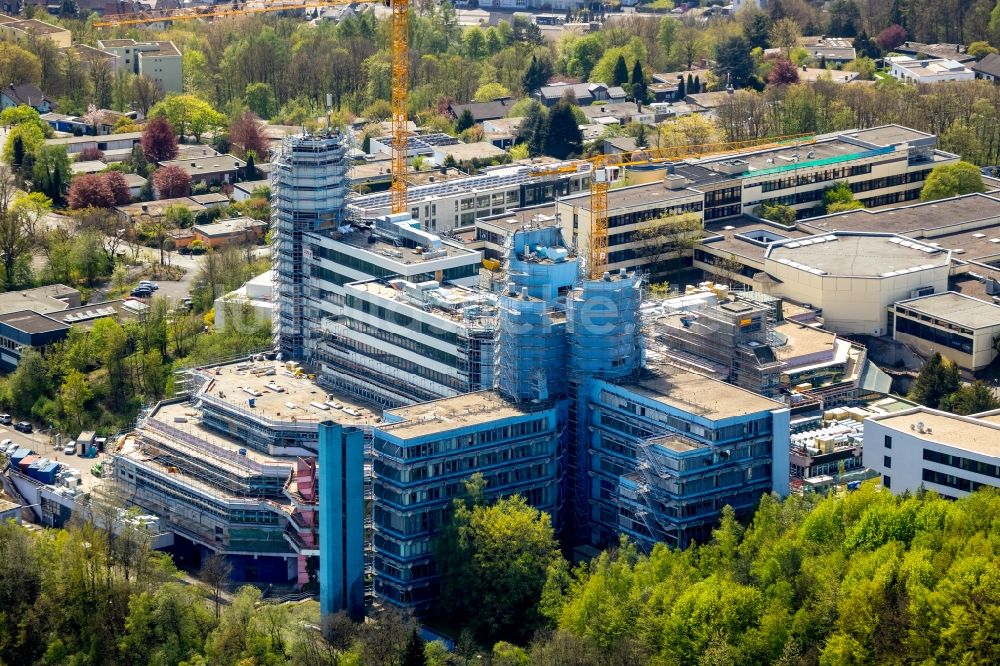 Siegen von oben - Baustelle zum Umbau mit Sanierungsarbeiten an der Universität Siegen in Siegen im Bundesland Nordrhein-Westfalen, Deutschland