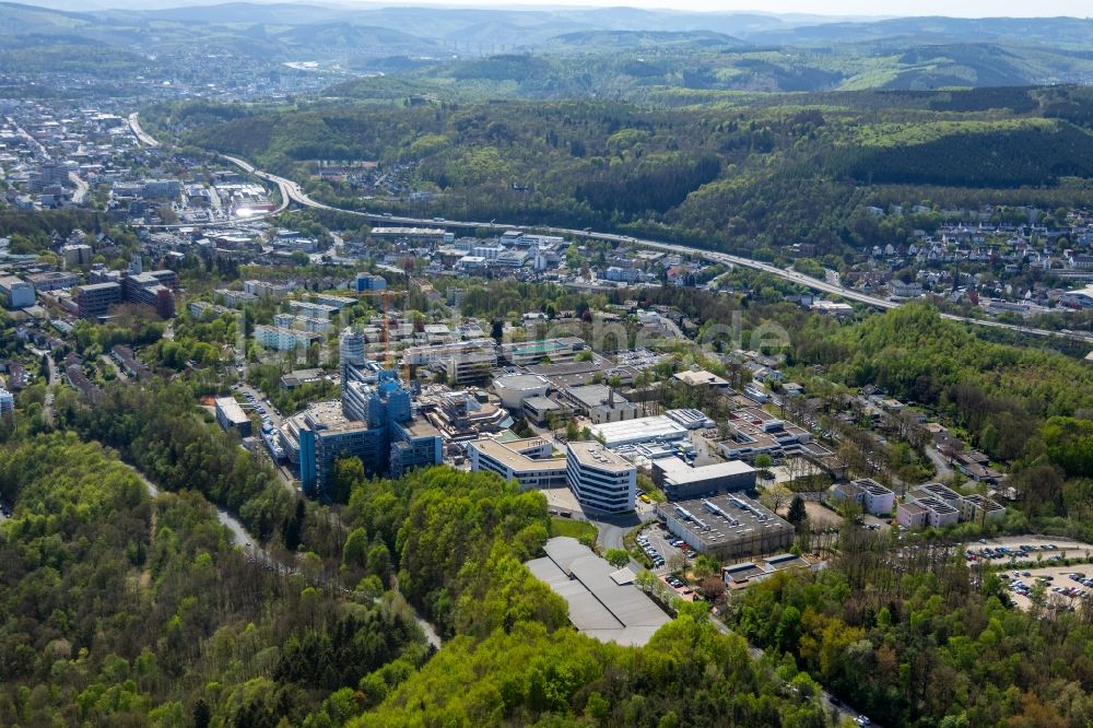 Siegen aus der Vogelperspektive: Baustelle zum Umbau mit Sanierungsarbeiten an der Universität Siegen in Siegen im Bundesland Nordrhein-Westfalen, Deutschland