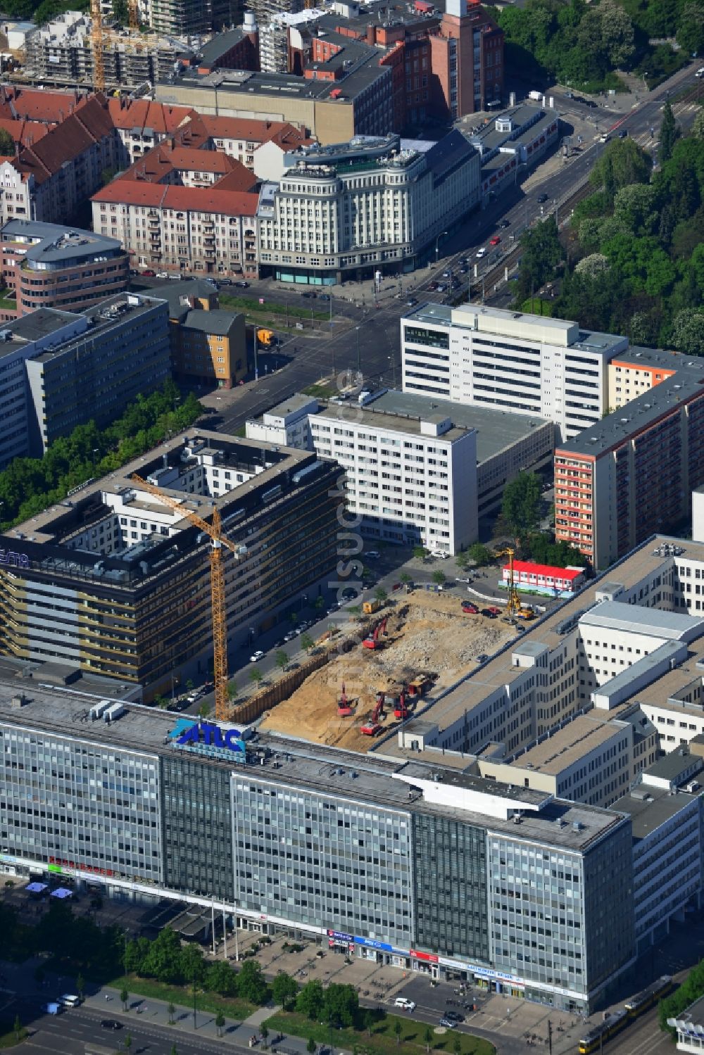 Berlin Mitte von oben - Baustelle zum Wohnneubau der PORR AG an der Keibelstraße in Berlin Mitte