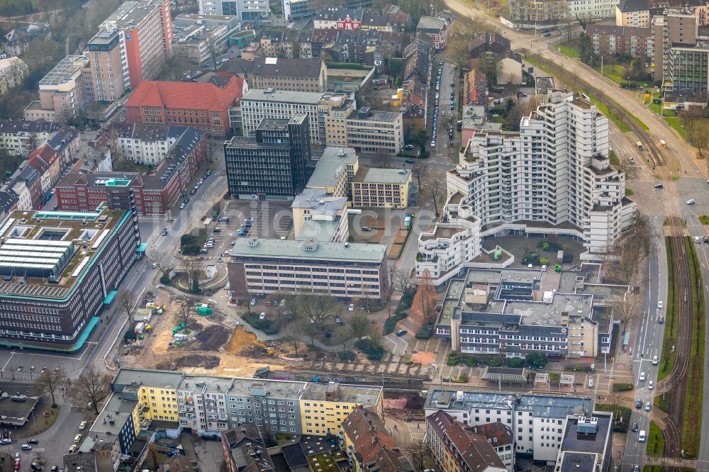 Gelsenkirchen aus der Vogelperspektive: Baustelle zur Erneuerung und Sanierung des Straßenverlaufes der Ebertstraße in Gelsenkirchen im Bundesland Nordrhein-Westfalen, Deutschland