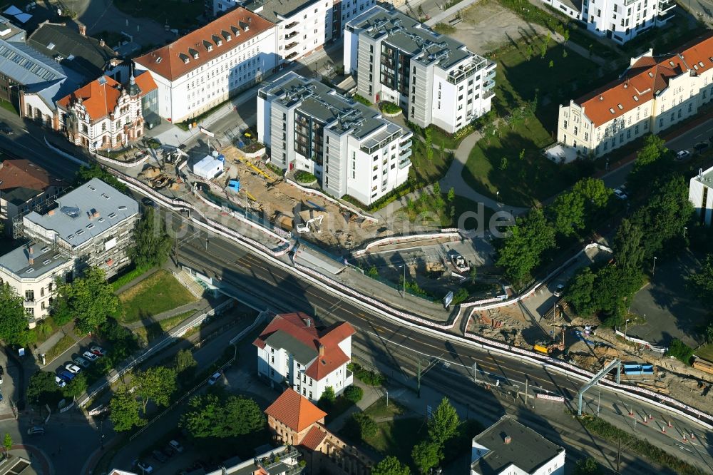 Luftaufnahme Rostock - Baustelle zur Erneuerung und Sanierung des Straßenverlaufes der Ernst-Barlach-Straße in Rostock im Bundesland Mecklenburg-Vorpommern, Deutschland