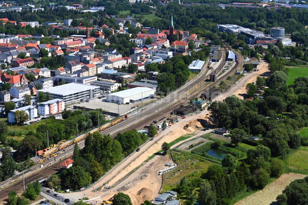 Luftbild Bernau - Baustelle zur Erneuerung und Sanierung des Straßenverlaufes Ladestraße - Schwarzer Weg in Bernau im Bundesland Brandenburg, Deutschland