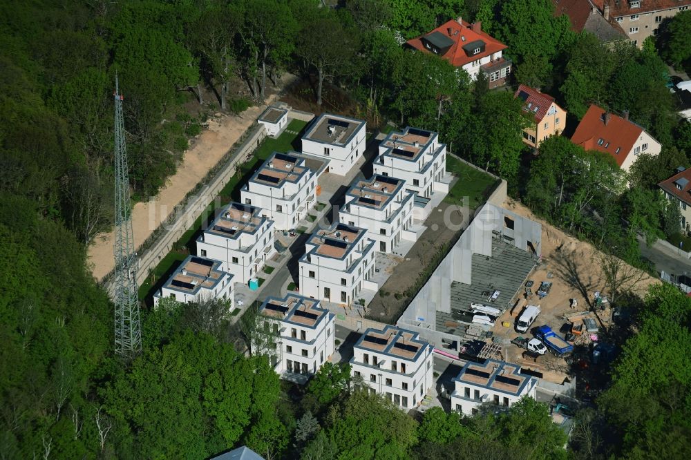 Potsdam aus der Vogelperspektive: Baustelle zur Errichtung eines KITA- Kindergarten im Einsteinquartier in Potsdam im Bundesland Brandenburg, Deutschland