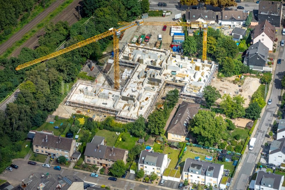 Essen von oben - Baustelle zur Errichtung eines KITA- Kindergarten in Essen im Bundesland Nordrhein-Westfalen - NRW, Deutschland