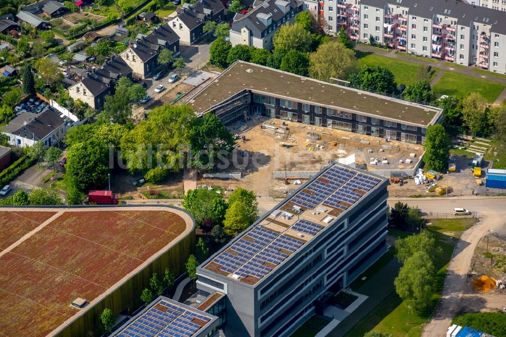 Mülheim an der Ruhr aus der Vogelperspektive: Baustelle zur Errichtung eines KITA- Kindergarten in Mülheim an der Ruhr im Bundesland Nordrhein-Westfalen, Deutschland