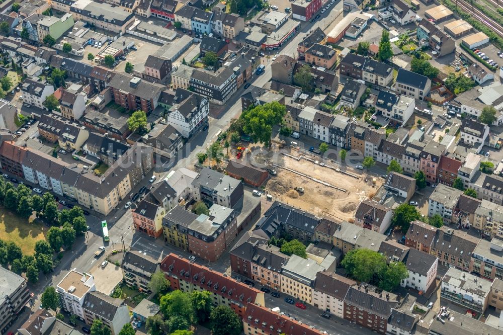 Oberhausen von oben - Baustelle zur Errichtung eines KITA- Kindergarten in Oberhausen im Bundesland Nordrhein-Westfalen, Deutschland