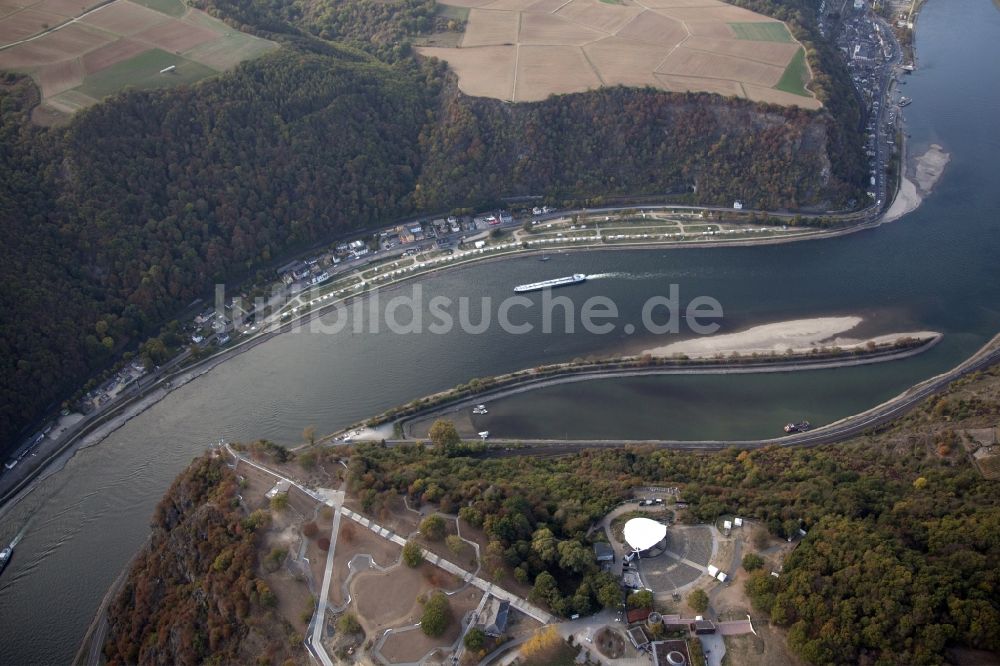 Bornich von oben - Baustelle zur Errichtung einer neuen Parkanlage Besucherzentrum Auf der Loreley am Loreleyplateau in St. Goarshausen im Bundesland Rheinland-Pfalz, Deutschland