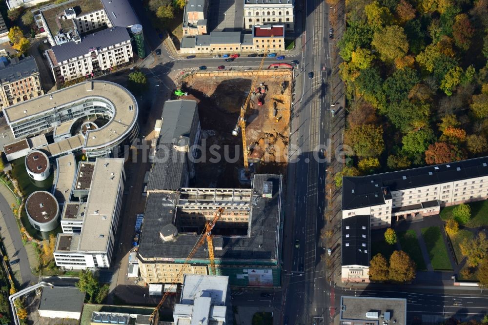 Leipzig von oben - Baustelle zur Errichtung des Wohnhauses und Geschäftsgebäudes LKG Carre der CG Deutsche Wohnen GmbH - Zentrum Süd-Ost in Leipzig im Bundesland Sachsen