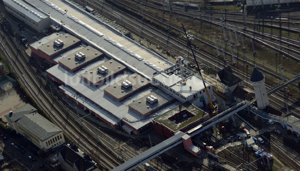 Berlin von oben - Baustelle zur Erweiterung des Bahnbetriebswerkes Rummelsburg im Bezirk Treptow-Köpenick im Bundesland Berlin