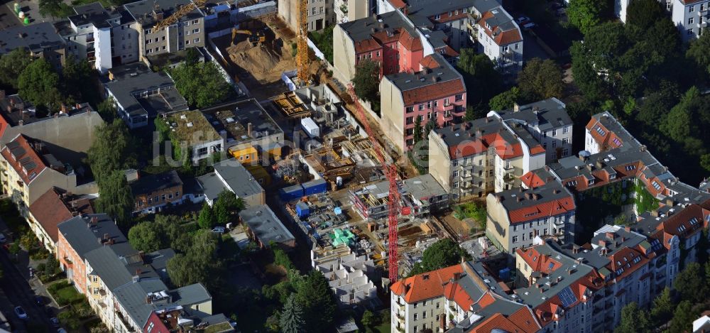 Luftaufnahme Berlin Steglitz - Baustelle zur Lückenbebauung und zum Wohnneubau der Steglitzer Höfe an der Albrechtstraße in Berlin