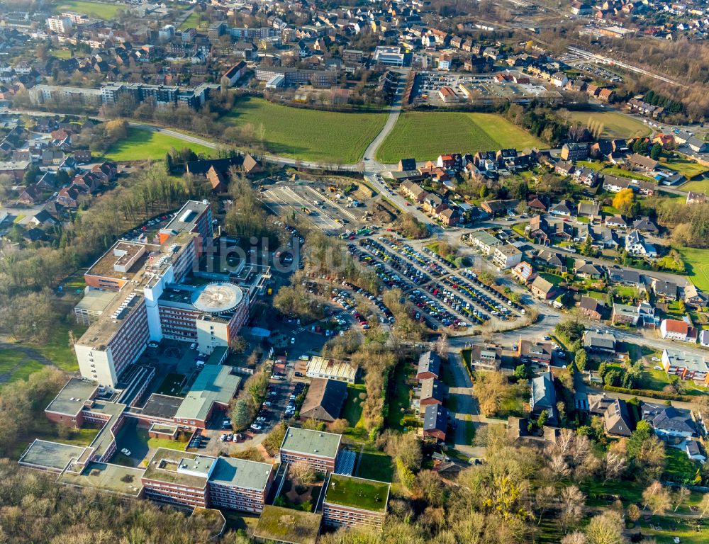 Hamm aus der Vogelperspektive: Baustelle zur Sanierung und Erweiterung des Klinikgelände des Krankenhauses St. Barbara-Klinik Hamm-Heessen GmbH in Hamm im Bundesland Nordrhein-Westfalen, Deutschland