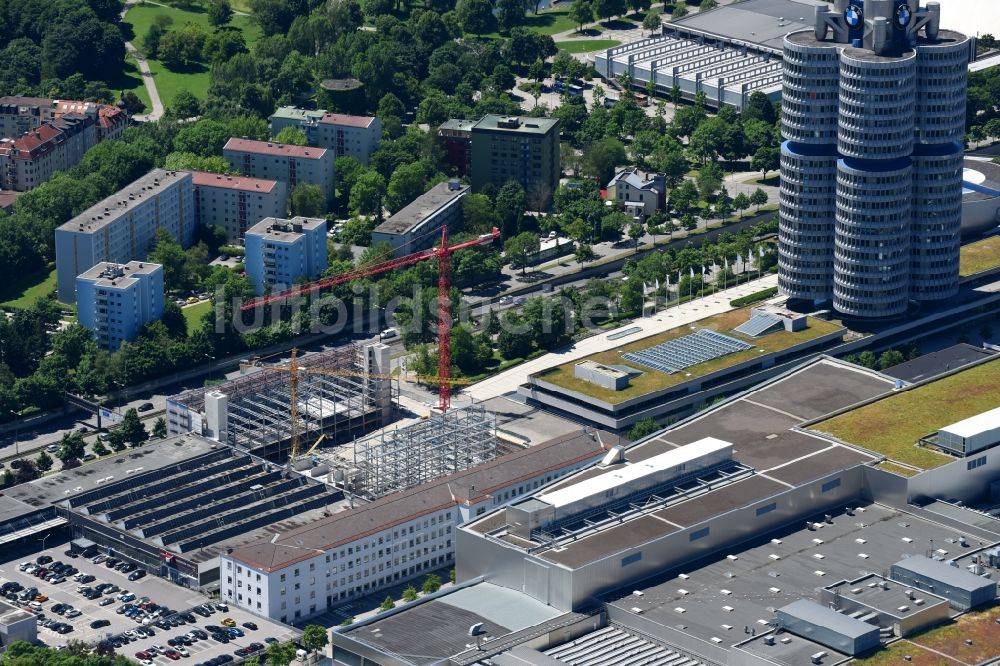 Luftbild München - Baustelle zur Sanierung des Parkhaus auf dem Firmengelände der BMW AG an der Dostlerstraße in München im Bundesland Bayern, Deutschland