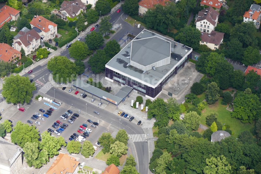 Luftbild Göttingen - Baustelle zur Sanierung der Veranstaltungshalle Stadthalle in Göttingen im Bundesland Niedersachsen, Deutschland