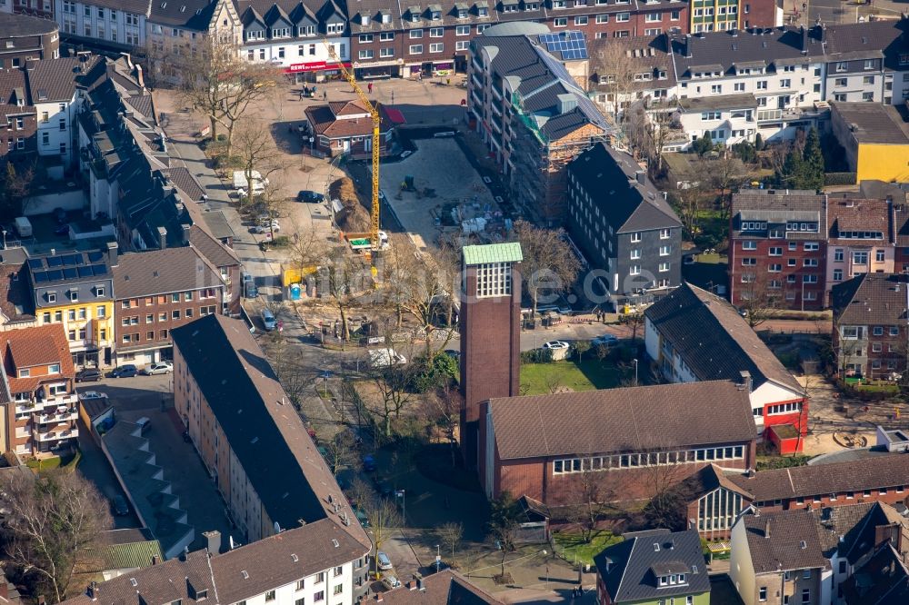 Oberhausen von oben - Baustelle zur Umgestaltung des Marktplatzes im Stadtteil Osterfeld in Oberhausen im Bundesland Nordrhein-Westfalen