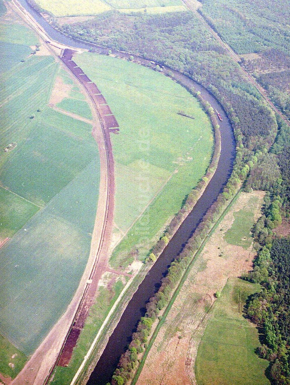 Parchau von oben - Baustelle zur Umleitung des Elbe - Havel - Kanal im Bereich von Parchau.