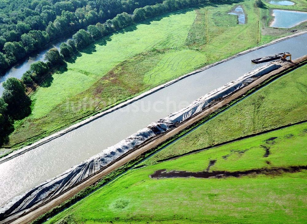 Parchau aus der Vogelperspektive: Baustelle zur Umleitung des Elbe - Havel - Kanal im Bereich von Parchau.