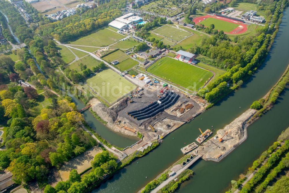 Luftaufnahme Hamm - Baustelle zur Verlegung von Leitungs- Rohren der Fernwärmeleitung- Unterquerung von Lippe und Datteln-Hamm-Kanal im HDD-Verfahren und Horizontalbohrverfahren in Hamm im Bundesland Nordrhein-Westfalen