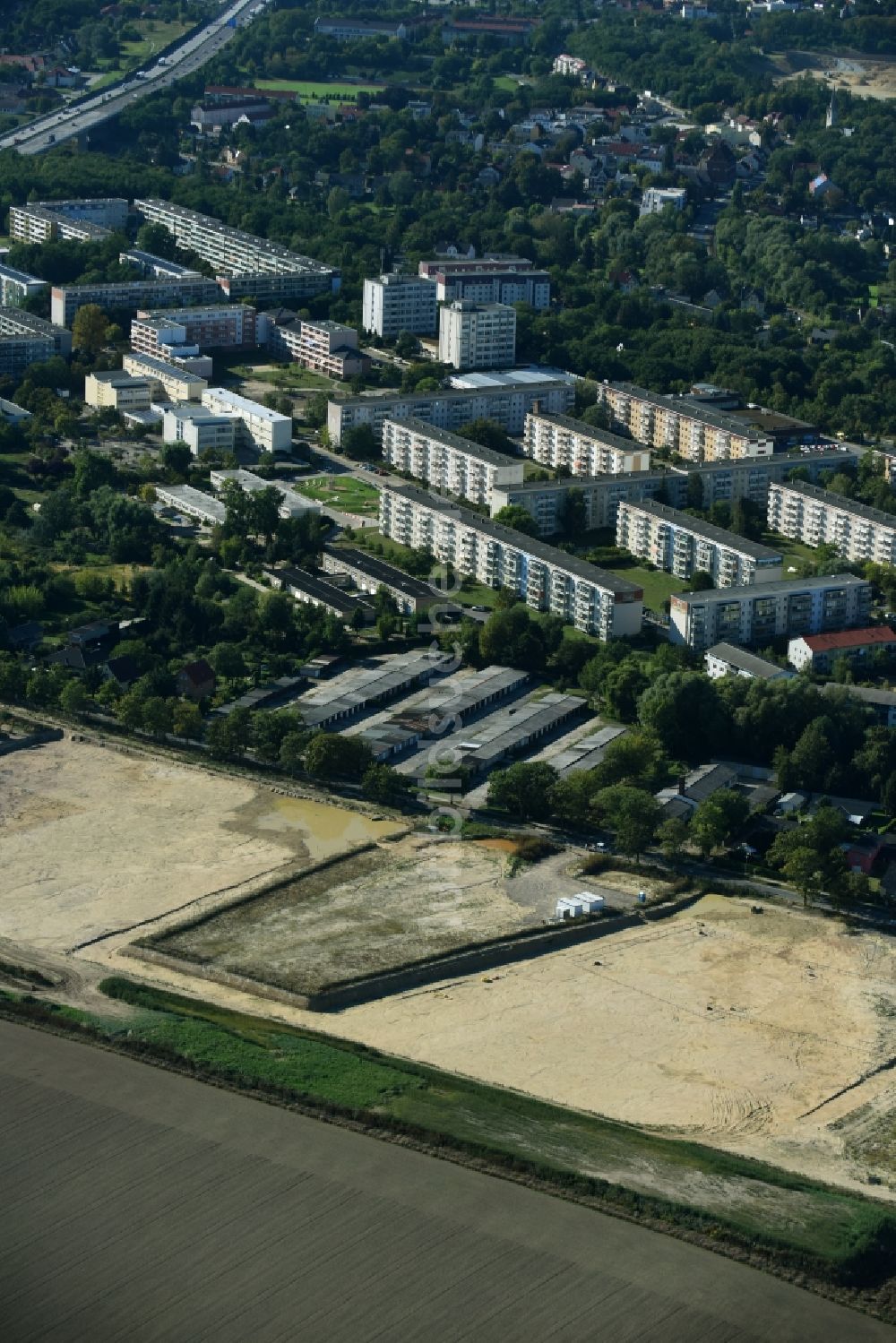 Luftaufnahme Rüdersdorf - Baustelle zur Vorbereitung einer Wohnbaufläche an der Woltersdorfer Straße in Rüdersdorf im Bundesland Brandenburg