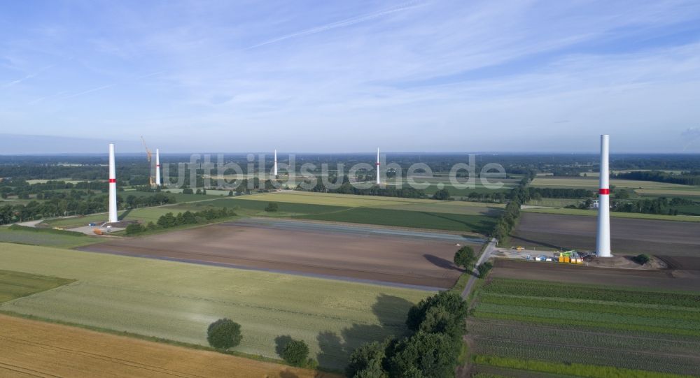 Luftaufnahme Bardowick - Baustelle zur Windrad- Montage in Bardowick im Bundesland Niedersachsen, Deutschland