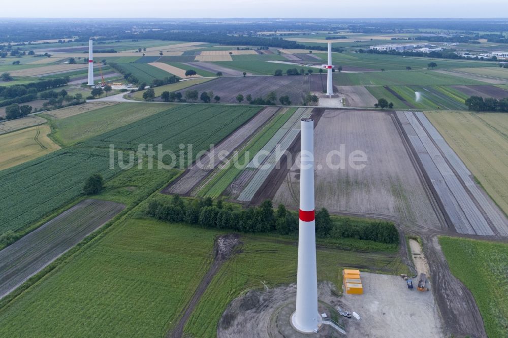 Luftaufnahme Bardowick - Baustelle zur Windrad- Montage durch die Max Bögl Wind AG in Bardowick im Bundesland Niedersachsen, Deutschland