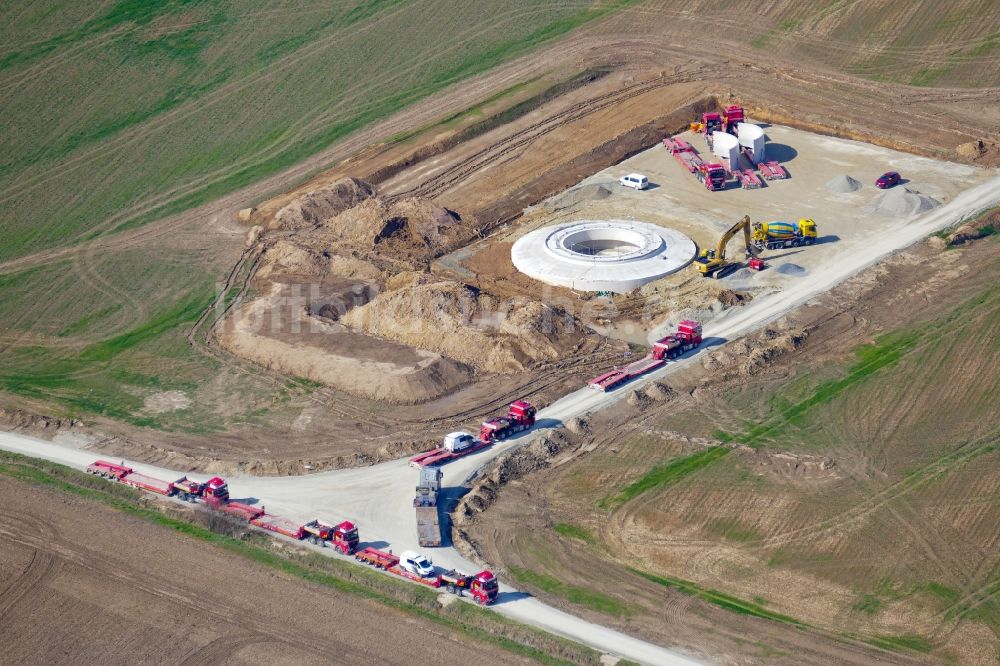 Rosdorf von oben - Baustelle zur Windrad- Montage in Rosdorf im Bundesland Niedersachsen, Deutschland