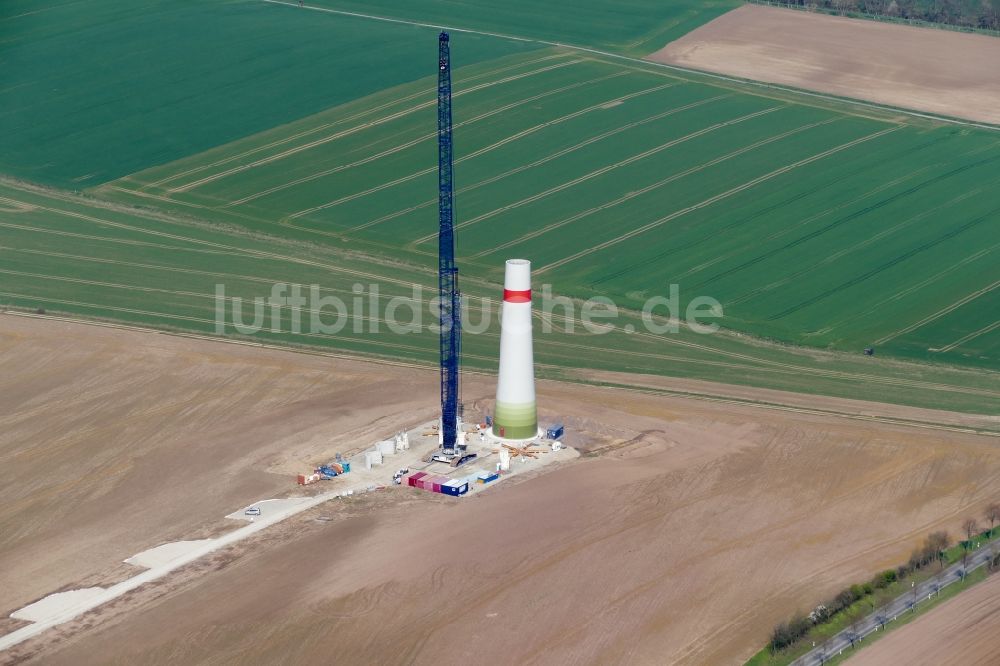 Rosdorf aus der Vogelperspektive: Baustelle zur Windrad- Montage in Rosdorf im Bundesland Niedersachsen, Deutschland