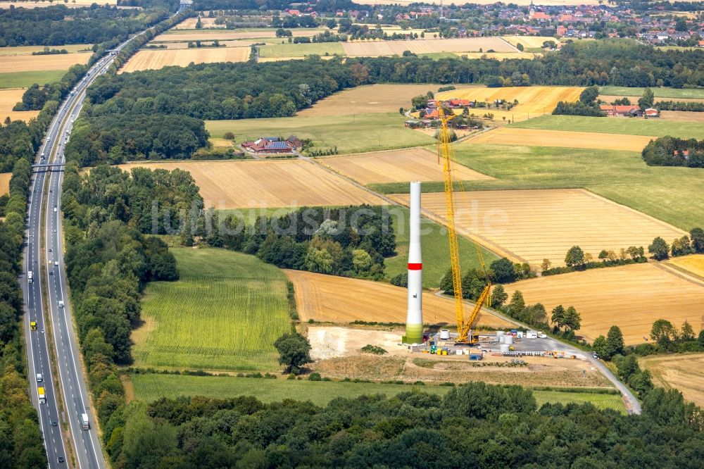 Werne aus der Vogelperspektive: Baustelle zur Windrad- Montage in Werne im Bundesland Nordrhein-Westfalen, Deutschland