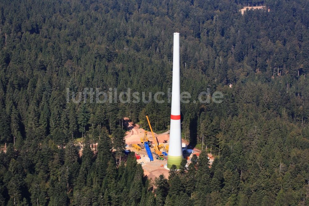 Gersbach aus der Vogelperspektive: Baustelle zur Windrad- Montage des Windkraftanlagenbauers Enercon GmbH bei Gersbach im Bundesland Baden-Württemberg