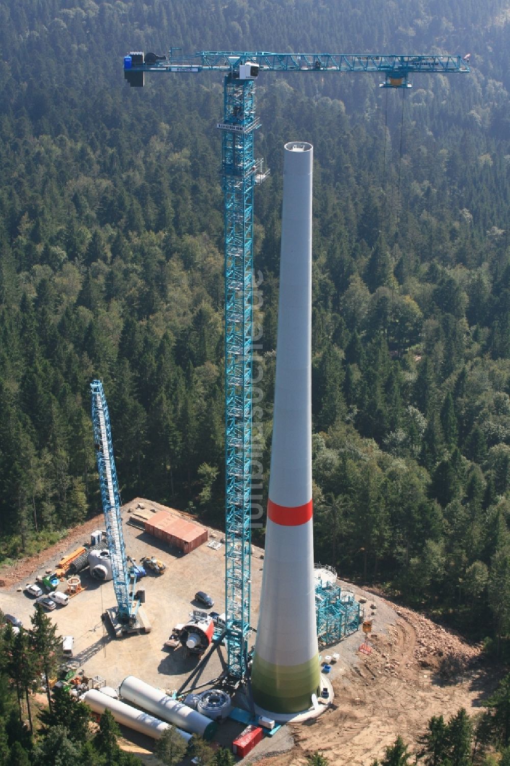 Gersbach von oben - Baustelle zur Windrad- Montage des Windkraftanlagenbauers Enercon GmbH bei Gersbach im Bundesland Baden-Württemberg