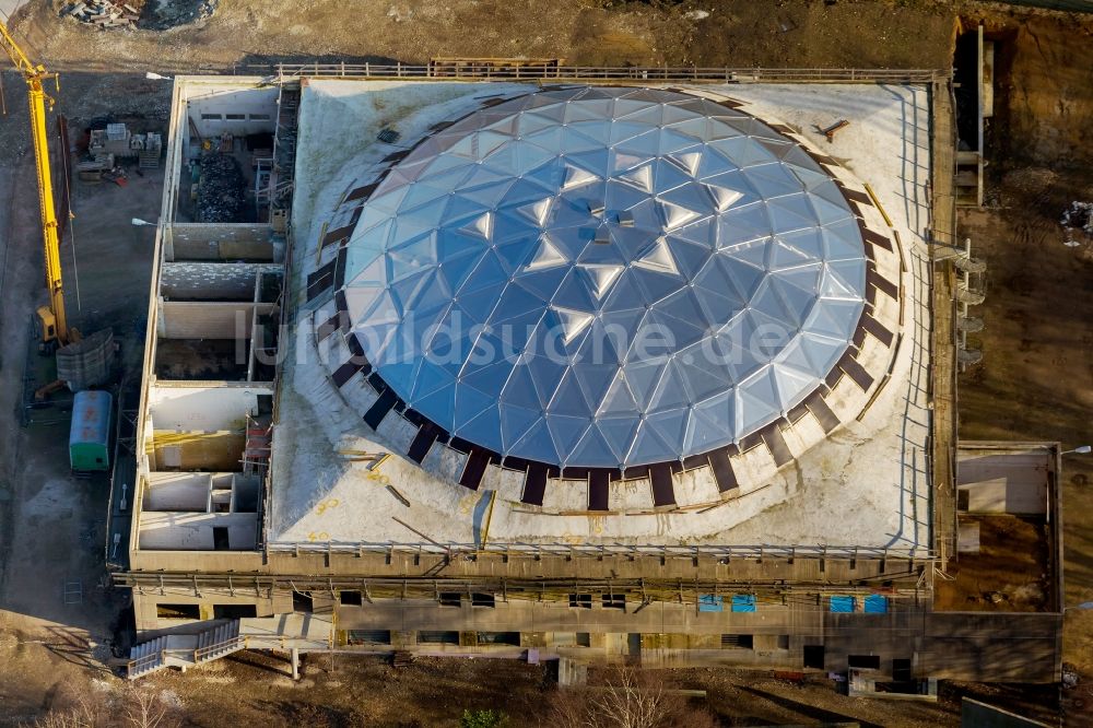 Essen OT Frohnhausen aus der Vogelperspektive: Baustelle zuzm Neubau der Merkez- Moschee im ehemaligen Böhmer-Schuhlager am Bahnhof Frohnhausen in Essen im Bundesland Nordrhein-Westfalen