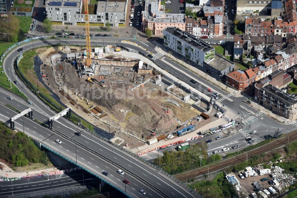 Lille von oben - Baustelle zwischen Rue Dumont D'Urville und Boulevard Louis Pasteur im Stadtteil Fives in Lille in Nord-Pas-de-Calais Picardie, Frankreich