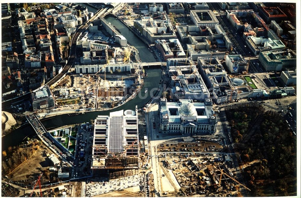 Luftbild Berlin - Tiergarten - Baustellen am Berliner Reichstag / Spreebogen - Regierungsviertel in Berlin - Tiergarten.