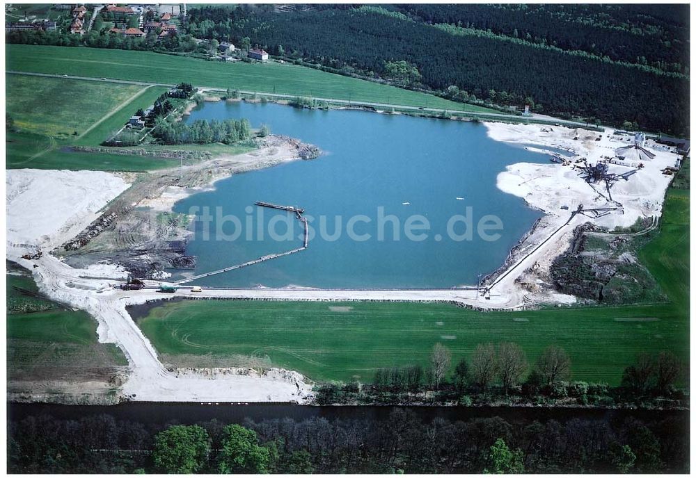 Luftaufnahme Burg - Baustellen am Elbe-Havel-Kanal - Verlauf bei Burg.