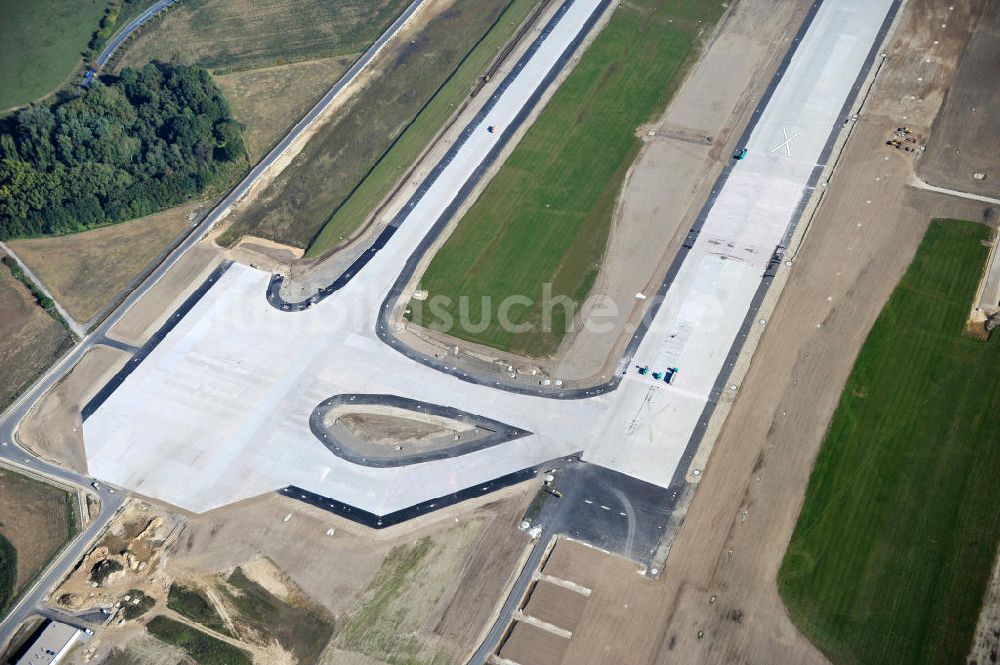 Schönefeld bei Berlin aus der Vogelperspektive: Baustellen am Flughafen Berlin - Schönefeld BBI