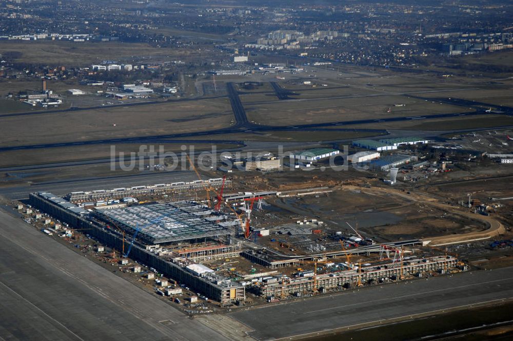 Schönefeld von oben - Baustellen am Flughafen Berlin-Schönefeld BBI - Construction fields at Berlin-Schoenefeld Airport BBI