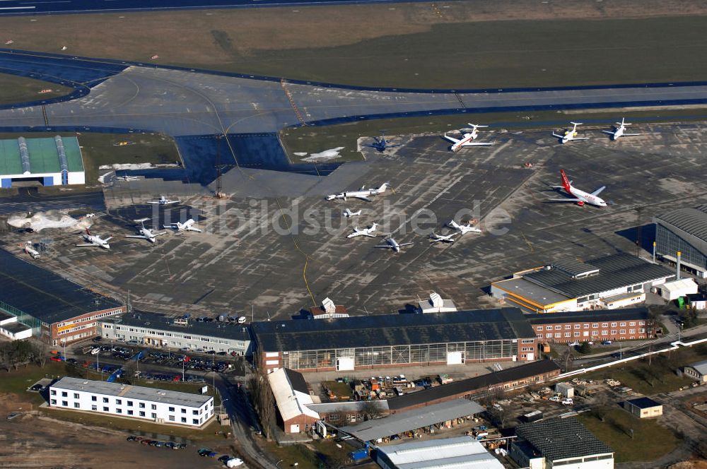 Schönefeld aus der Vogelperspektive: Baustellen am Flughafen Berlin-Schönefeld BBI - Construction fields at Berlin-Schoenefeld Airport BBI