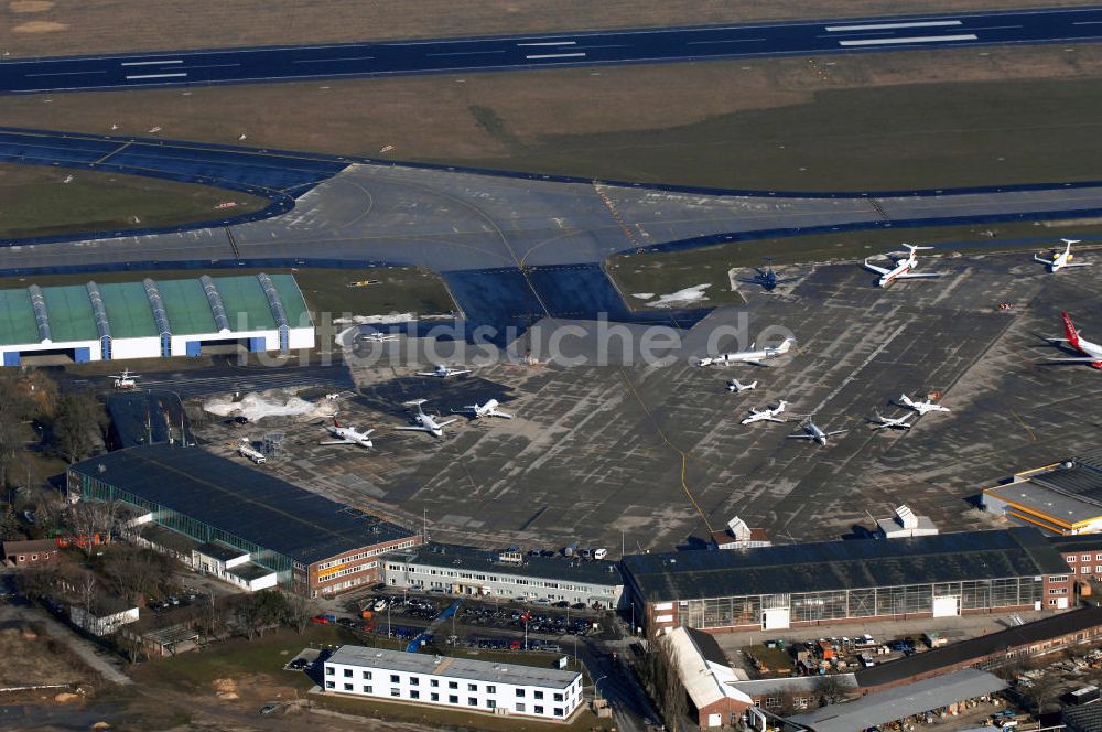 Luftbild Schönefeld - Baustellen am Flughafen Berlin-Schönefeld BBI - Construction fields at Berlin-Schoenefeld Airport BBI