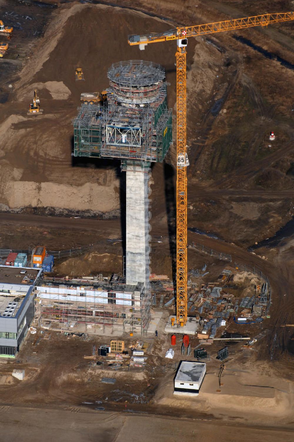 Luftaufnahme Schönefeld - Baustellen am Flughafen Berlin-Schönefeld BBI - Construction fields at Berlin-Schoenefeld Airport BBI