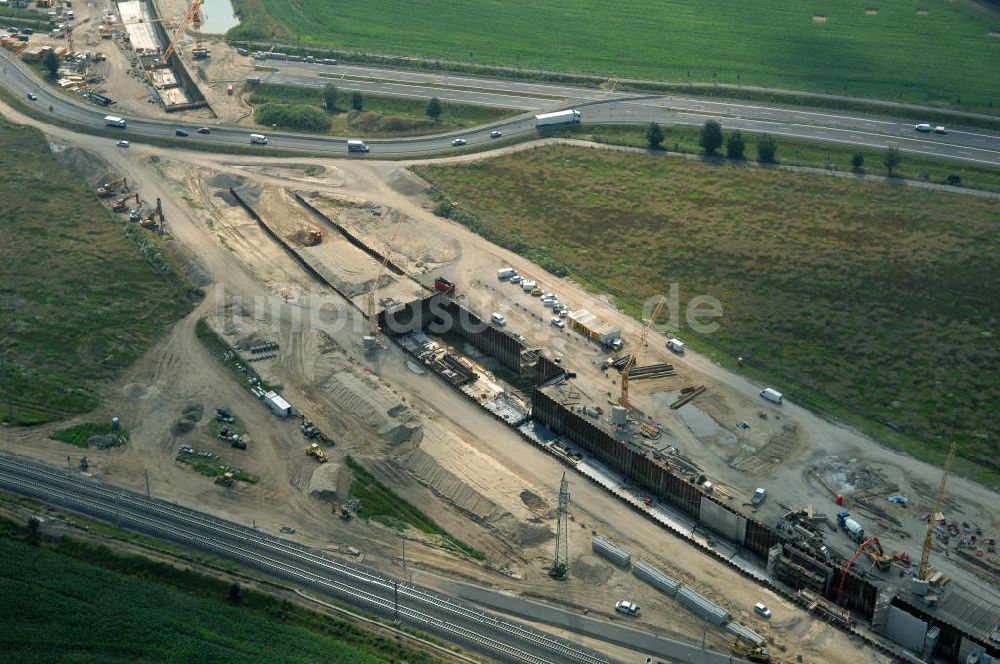 Selchow aus der Vogelperspektive: Baustellen der Gleistrassen und Tunnelzuführungen zum neuen Fern- und S-Bahnhofes der Deutschen Bahn an der Selchower Kurve