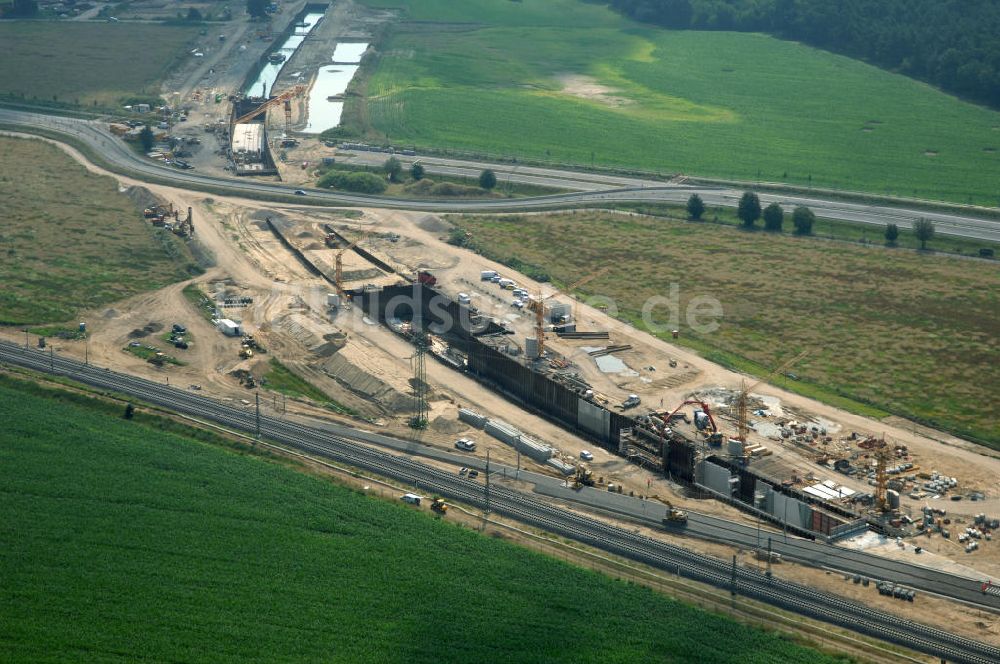 Luftaufnahme Selchow - Baustellen der Gleistrassen und Tunnelzuführungen zum neuen Fern- und S-Bahnhofes der Deutschen Bahn an der Selchower Kurve