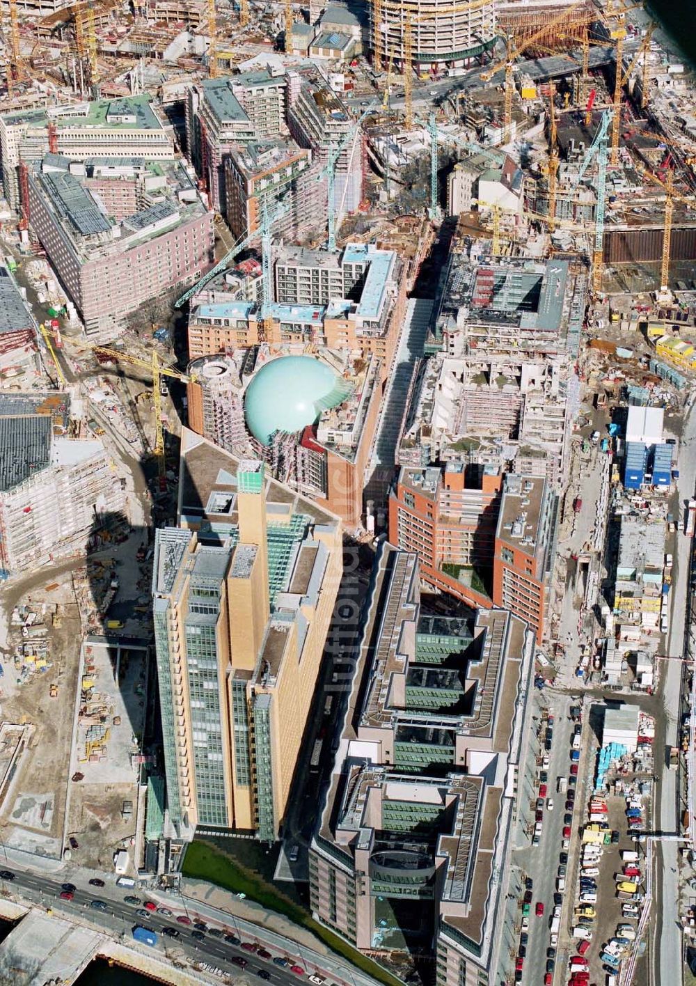 Luftaufnahme Berlin-Tiergarten - Baustellen am Potsdamer Platz.