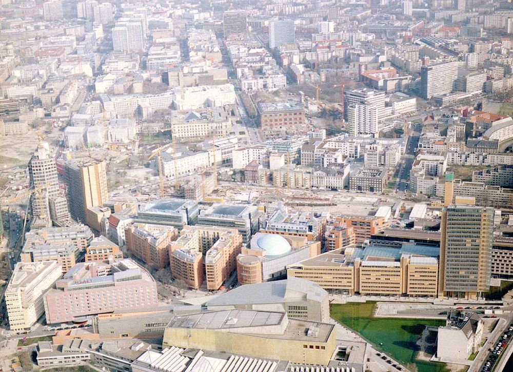 Berlin-Tiergarten aus der Vogelperspektive: Baustellen am Potsdamer Platz im Berliner Tiergarten.