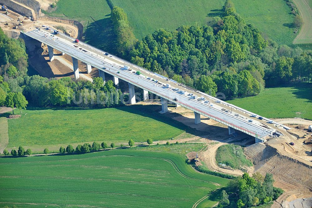 Luftaufnahme Tauscha - Baustellen zum Neubau der Bundesautobahn BAB A 72 bei Tauscha in Sachsen