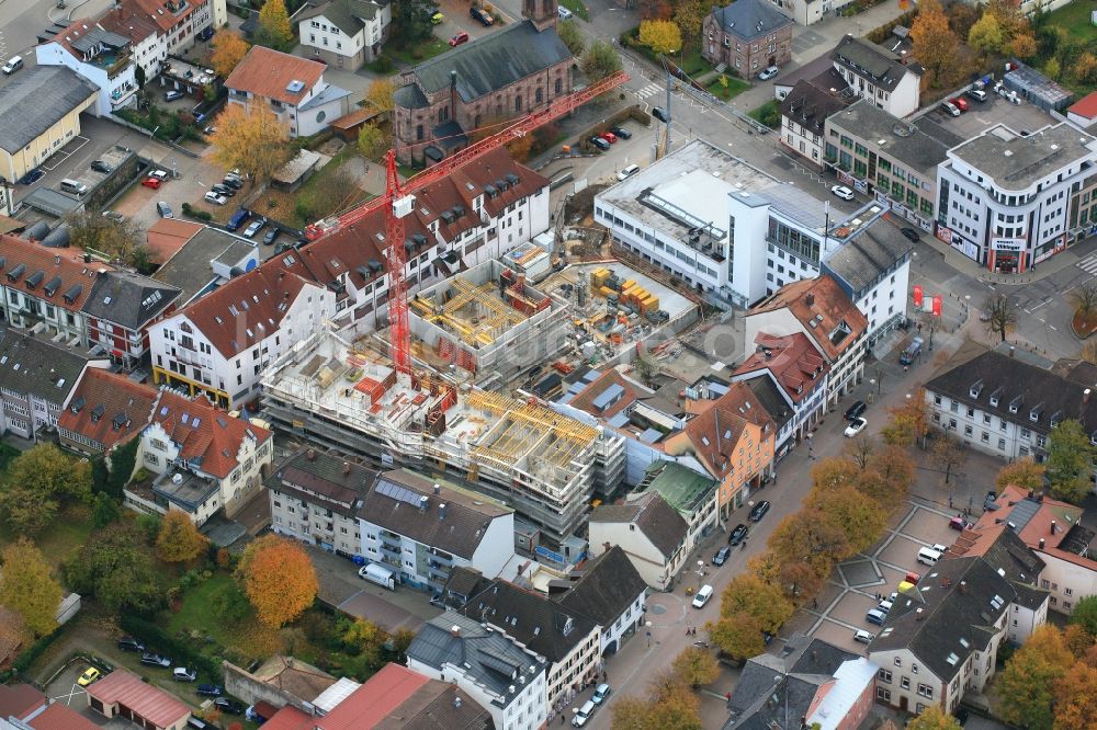 Schopfheim von oben - Baustellen zum Neubau eines Stadtquartiers Ühlin-Areal mit Wohn- und Gewerbeeinheiten in Schopfheim im Bundesland Baden-Württemberg, Deutschland