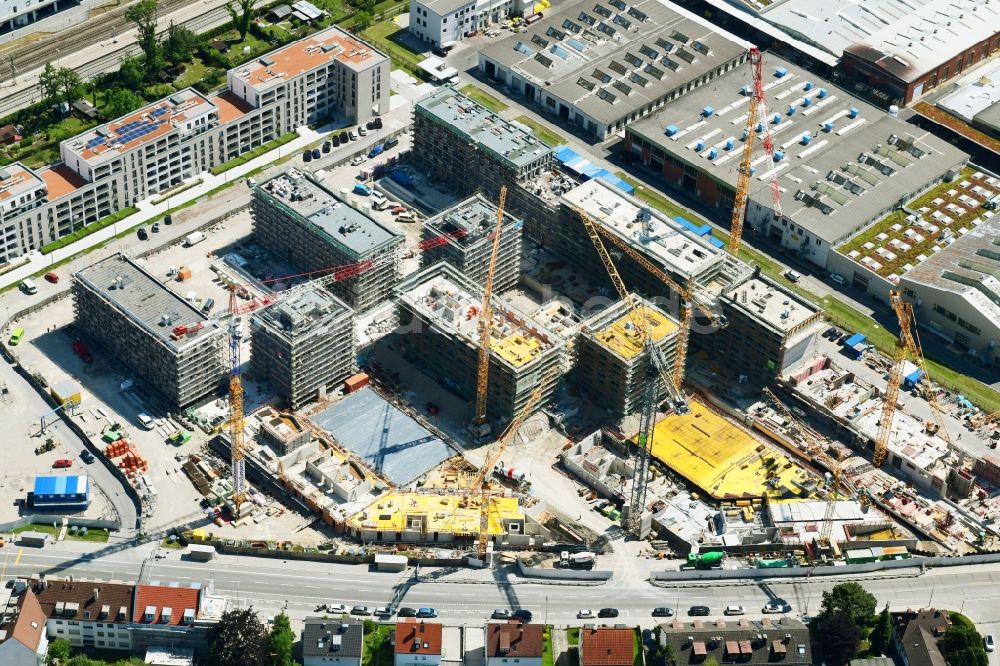 Luftaufnahme München - Baustellen zum Neubau eines Stadtquartiers Meiller Gärten der Rathgeber AG in München im Bundesland Bayern, Deutschland