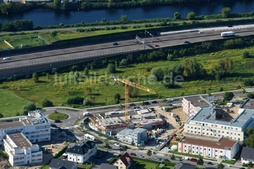 Luftaufnahme Berlin - Baustellen zum Neubau eines Stadtquartiers des Projekts VivaCity von der Kondor Wessels Holding GmbH am Eisenhutweg in Berlin, Deutschland