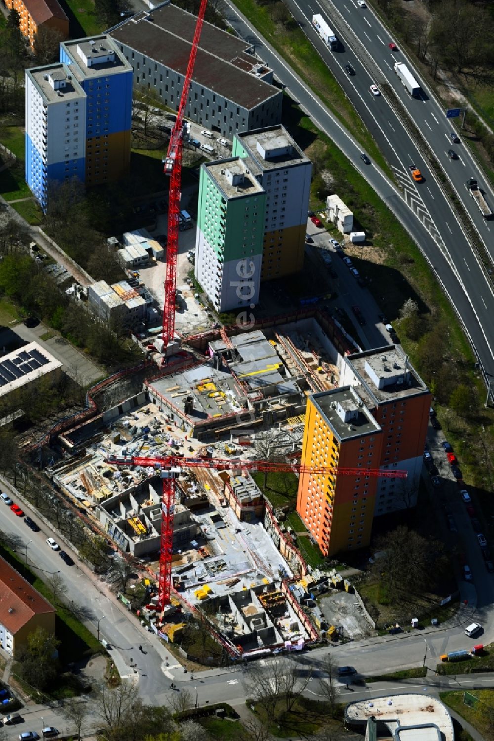 Luftaufnahme Erlangen - Baustellen zum Neubau eines Stadtquartiers Quartier Isarring in Erlangen im Bundesland Bayern, Deutschland