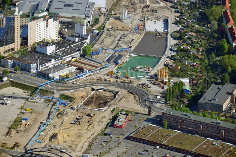 Berlin von oben - Baustellen zum Neubau der Verlängerung der Stadtautobahn A100 in Berlin Neukölln