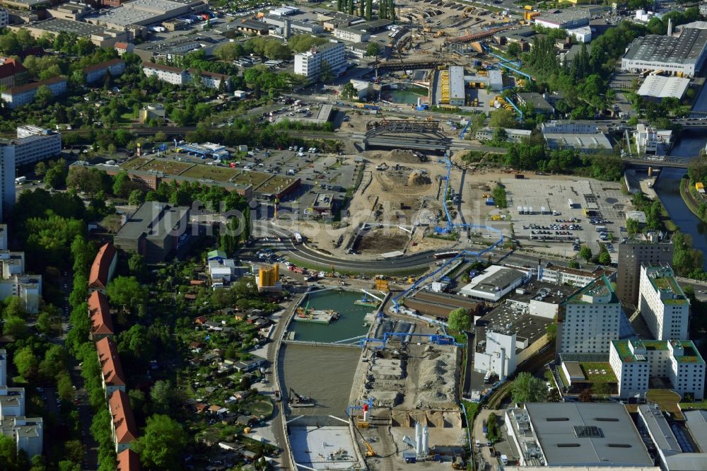 Luftbild Berlin - Baustellen zum Neubau der Verlängerung der Stadtautobahn A100 in Berlin Neukölln